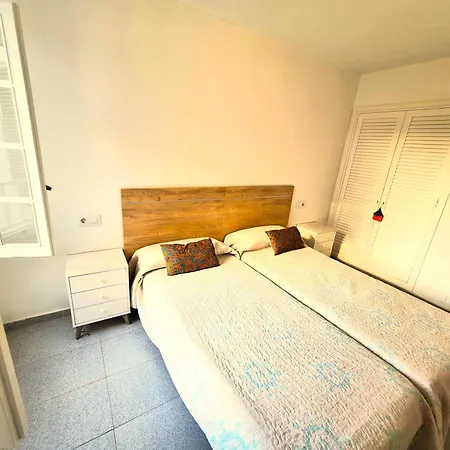 Apartment Al Lado De La Playa En Xoriguer-ciutadella Con Piscina Son Xoriguer