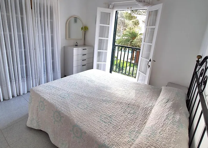 Al Lado De La Playa En Xoriguer-ciutadella Con Piscina Lejlighed Son Xoriguer