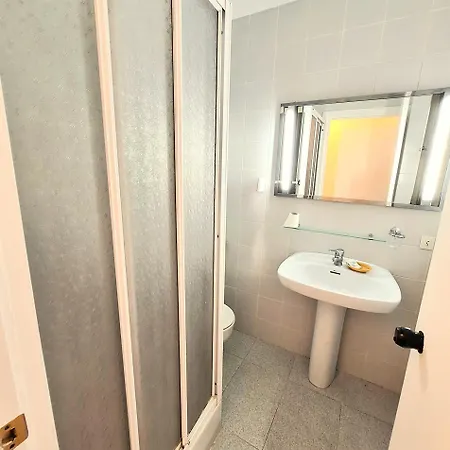 Apartment Al Lado De La Playa En Xoriguer-ciutadella Con Piscina *