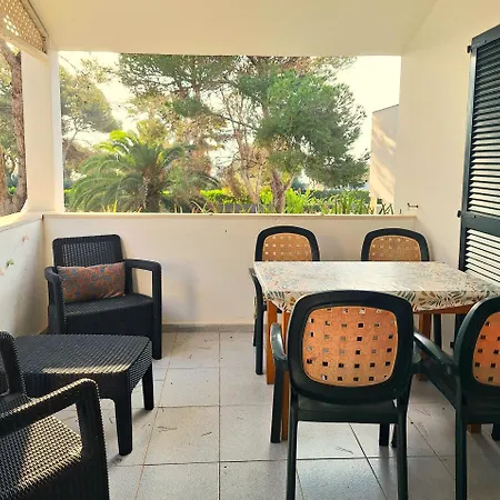 Al Lado De La Playa En Xoriguer-ciutadella Con Piscina